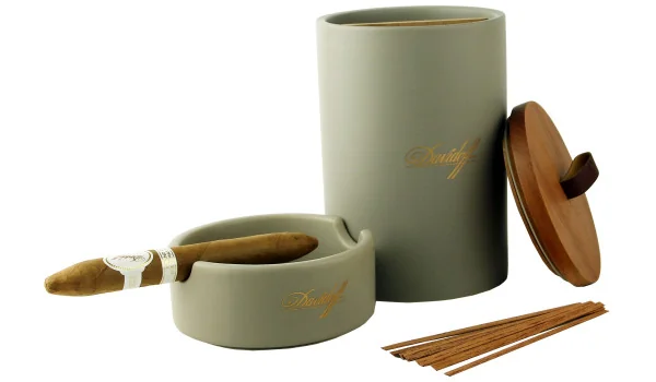 Set de pots en porcelaine Davidoff